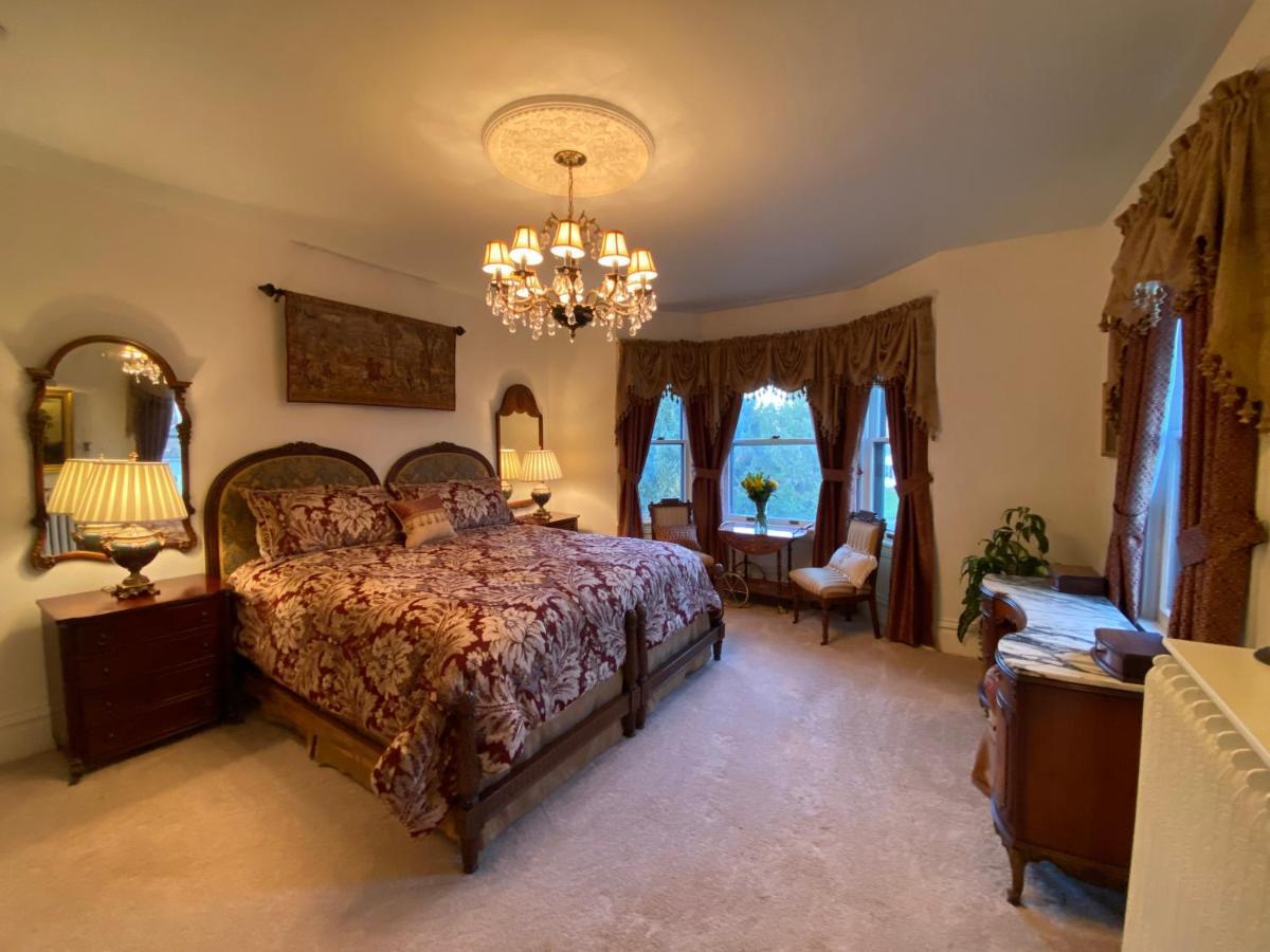 Breese Inn Luaran gambar